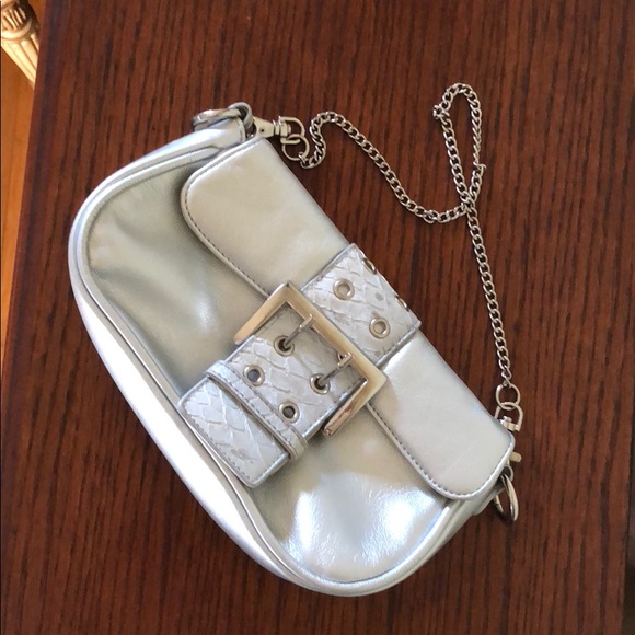 Purses - Picture 2 of 3